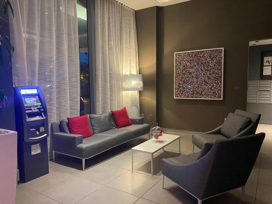 Amazing Studio Beach Walking Distance! 26B 할렌데일비치 외부 사진