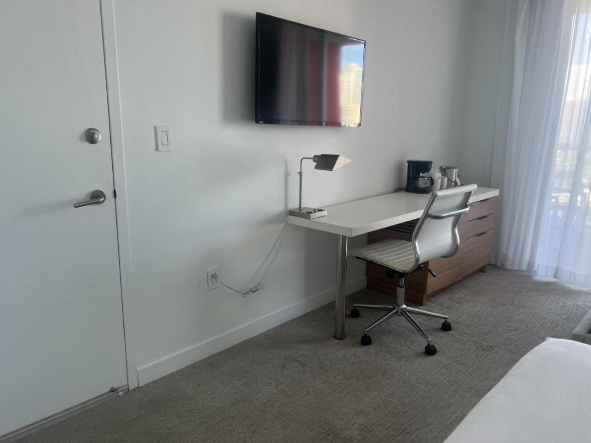 Amazing Studio Beach Walking Distance! 26B 할렌데일비치 외부 사진